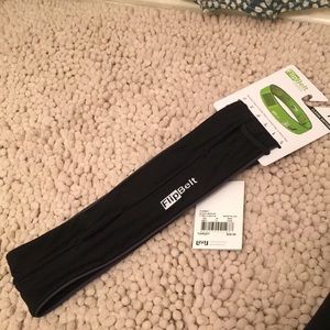 Black FlipBelt NWT